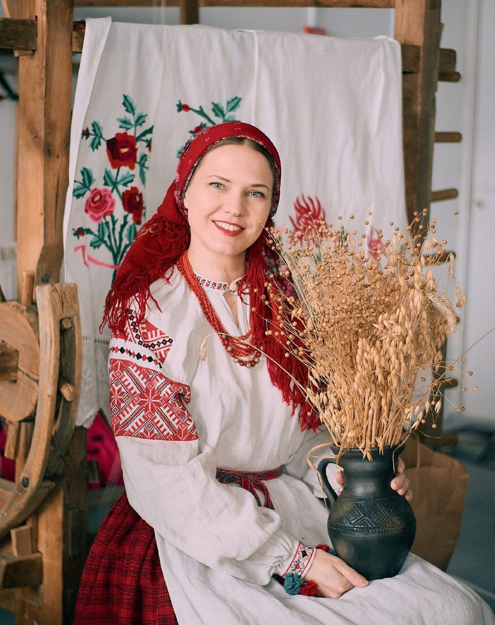 Women in Slavic costumes in Zhaotong