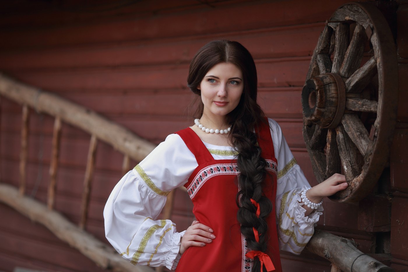Girls in Slavic costumes in Zhaotong